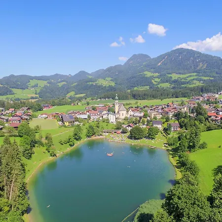 宾馆 & Alpengasthof Pinzgerhof