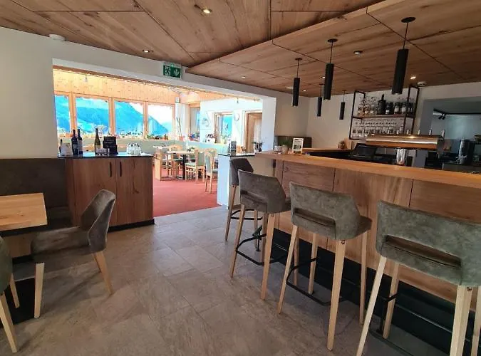 Penzion & Alpengasthof Pinzgerhof