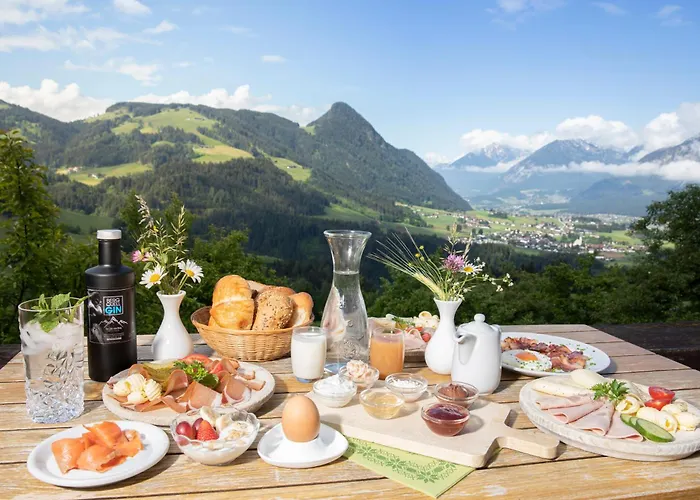 & Alpengasthof Pinzgerhof