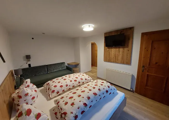 & Alpengasthof Pinzgerhof 宾馆