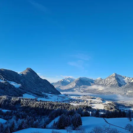 & Alpengasthof Pinzgerhof イン ライト・イム・アルプバッハタール