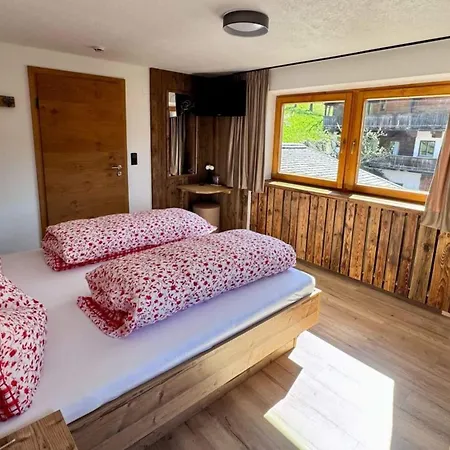 Мини-отель & Alpengasthof Pinzgerhof 3*